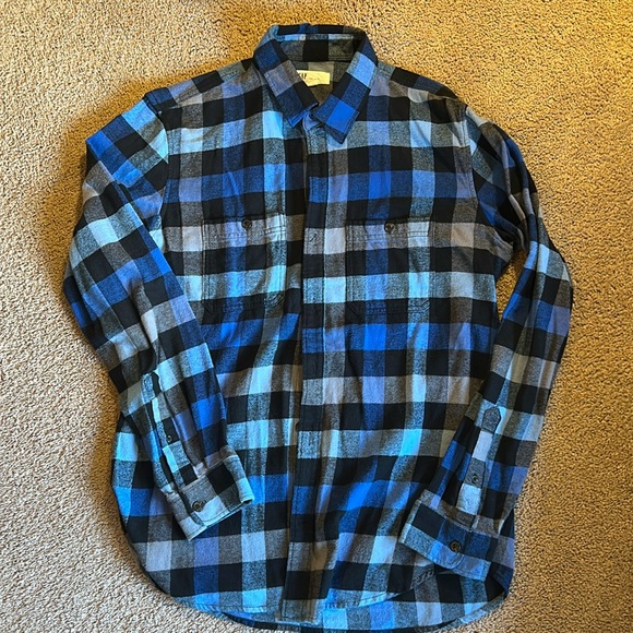 Gap flannel button down - Picture 1 of 2